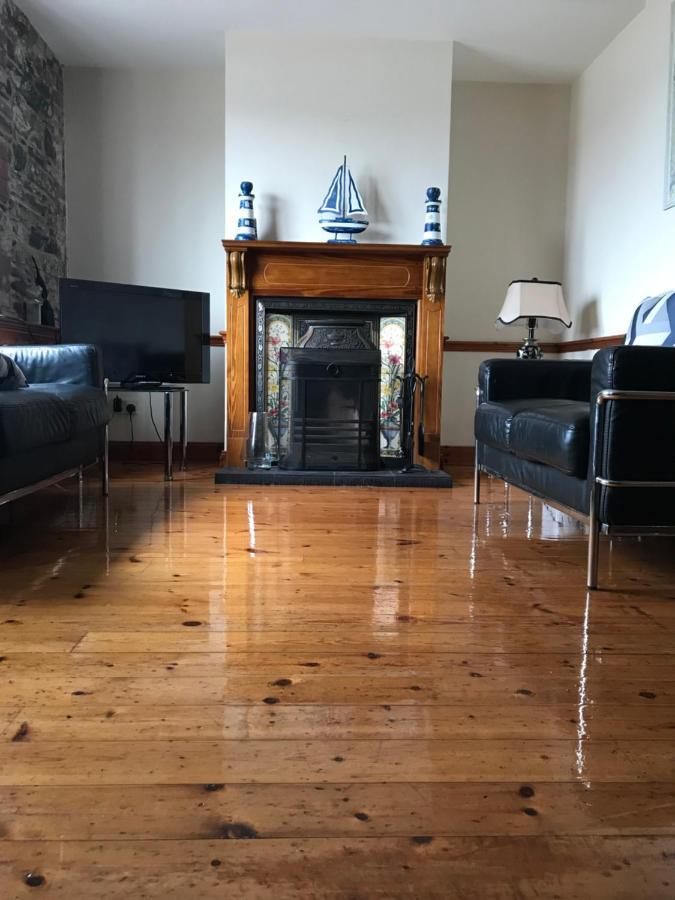 Lovely Apartment Overlooking The Harbour And Bay Ardglass Extérieur photo