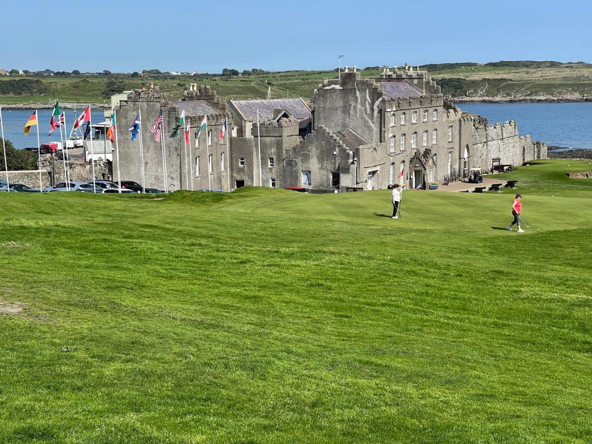 Lovely Apartment Overlooking The Harbour And Bay Ardglass Extérieur photo