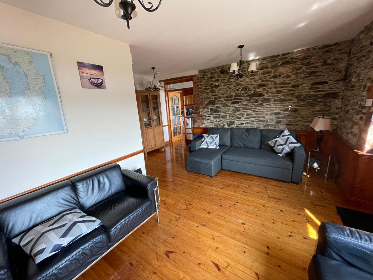 Lovely Apartment Overlooking The Harbour And Bay Ardglass Extérieur photo