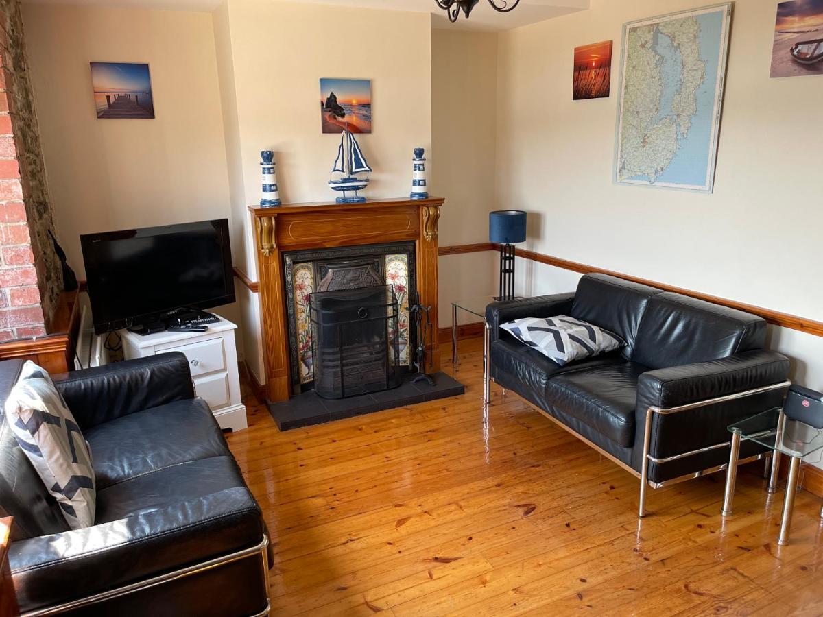 Lovely Apartment Overlooking The Harbour And Bay Ardglass Extérieur photo